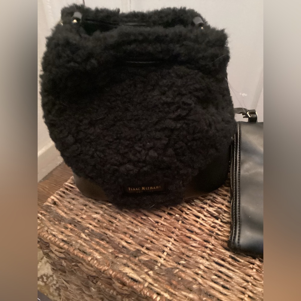 Isaac Mizrahi Faux Shearling/Faux Leather Bucket Bag - Picture 2 of 5